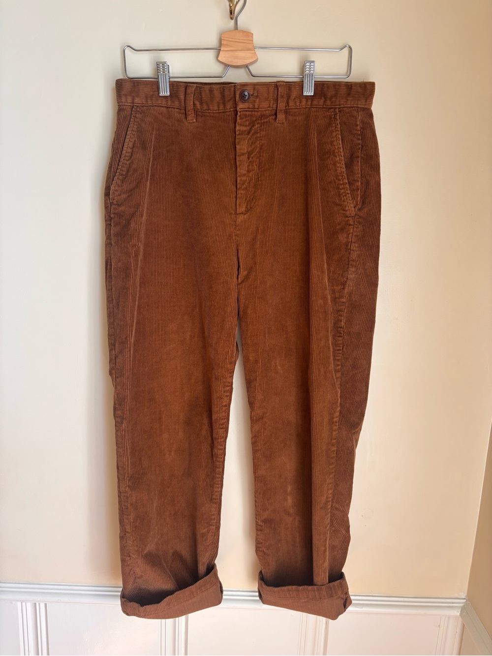 Vintage GAP Men's Brown Corduroy Pants relaxed wider leg 1990s early 2000s 32x30